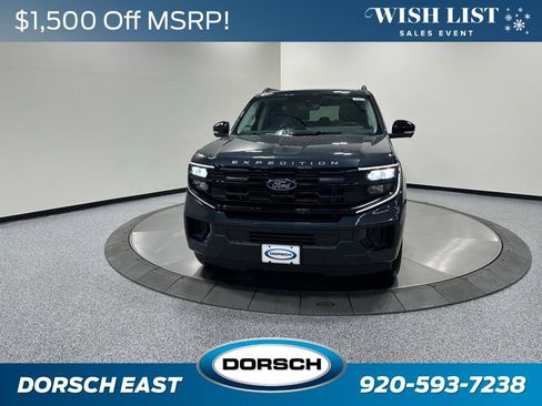 New 2025 Ford Expedition Max Active image 2