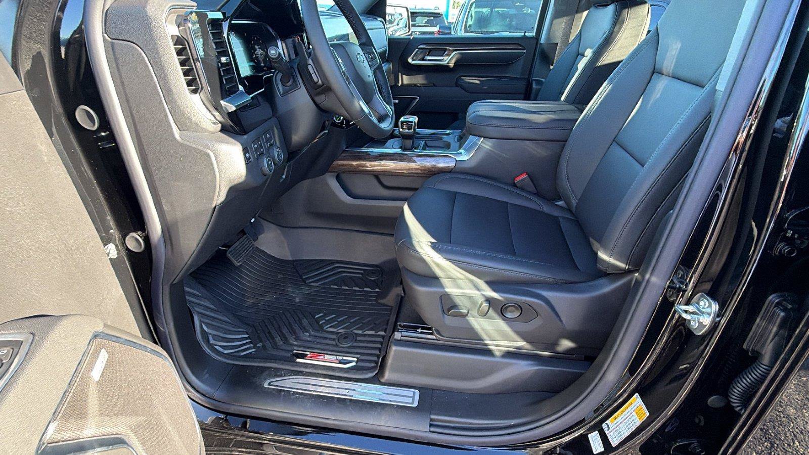 New 2026 Chevrolet Silverado 1500 RST AWD/4WD image 16