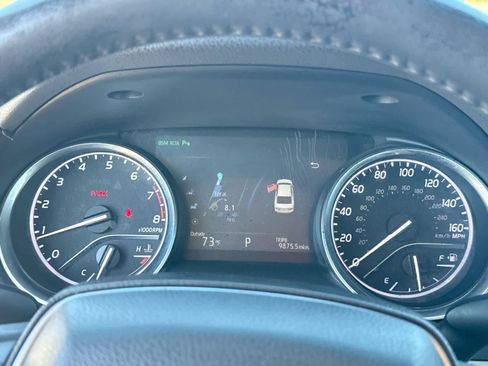 Used 2018 Toyota Camry XLE image 29