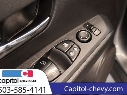 Used 2024 Nissan Kicks SV image 12