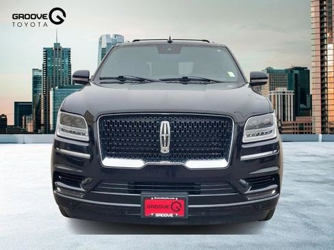 Used 2021 Lincoln Navigator Reserve image 10