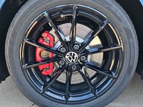 New 2026 Volkswagen Jetta GLI Autobahn image 9