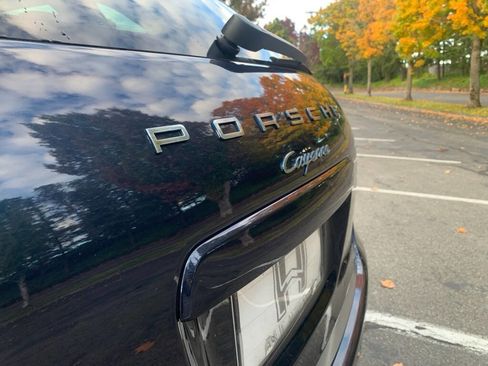 Used 2012 Porsche Cayenne image 29