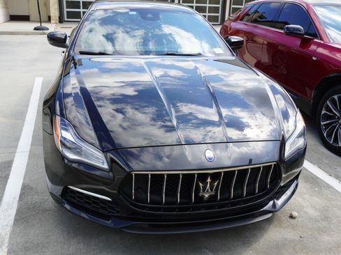 Used 2018 Maserati Quattroporte S GranLusso RWD image 2