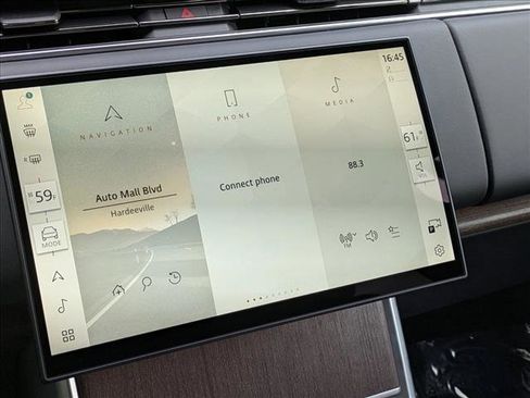 New 2025 Land Rover Range Rover SE image 12