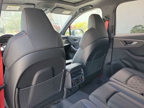 New 2026 Audi SQ7 Prestige AWD/4WD image 20