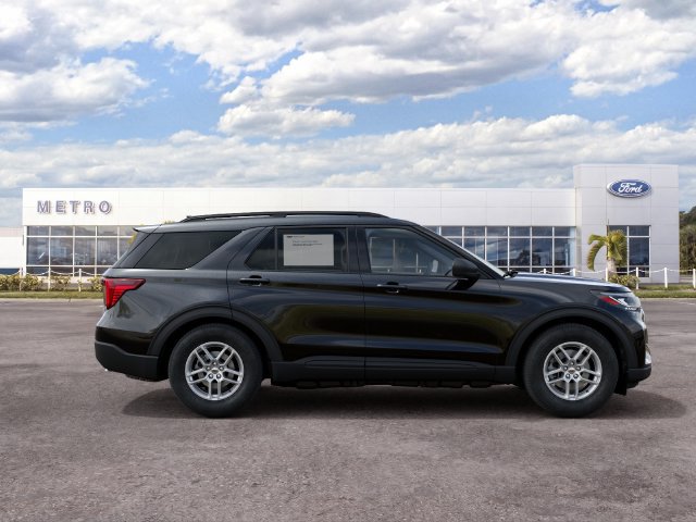 New 2027 Ford Explorer Active RWD image 5