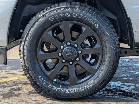 New 2026 RAM 3500 Big Horn AWD/4WD image 3