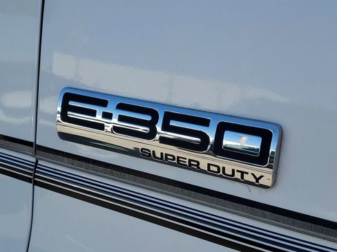 Used 2008 Ford E-350 and Econoline 350 Super Duty image 5