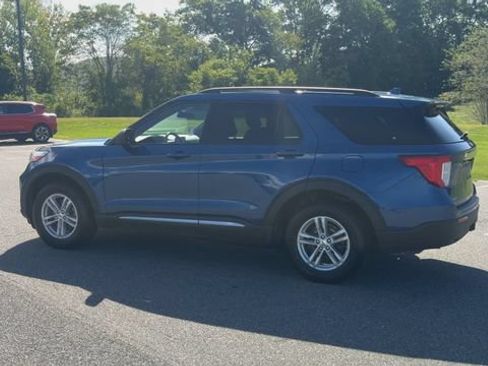 Used 2020 Ford Explorer XLT w/ Class III Trailer Tow Package AWD/4WD image 6