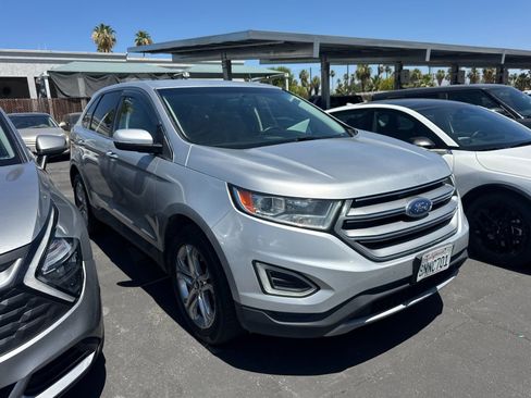 Used 2017 Ford Edge Titanium FWD image 2