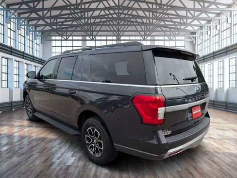 Used 2024 Ford Expedition Max XLT RWD image 6