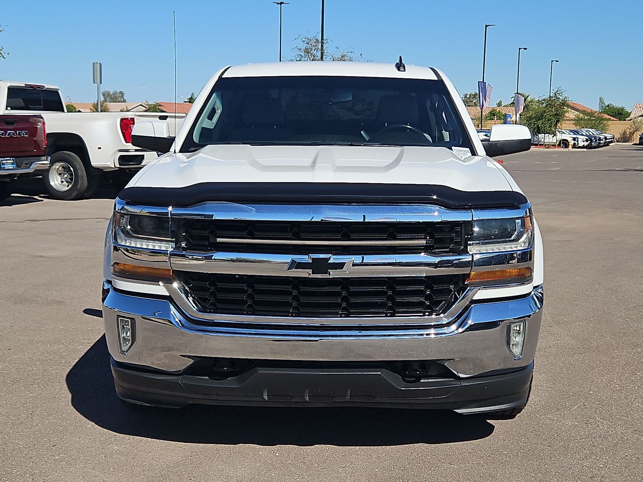 Used 2017 Chevrolet Silverado 1500 LT w/ All Star Edition AWD/4WD image 8