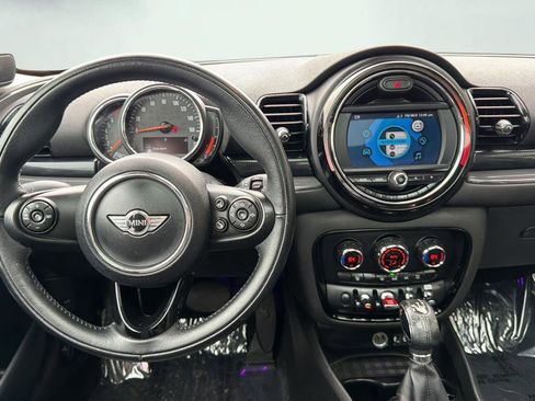 Used 2018 MINI Cooper Clubman S image 16