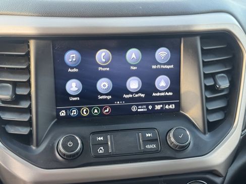 Used 2022 GMC Acadia Denali w/ Denali Ultimate Package image 19