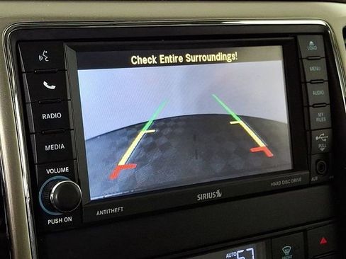 Used 2013 Jeep Grand Cherokee Laredo AWD/4WD image 4