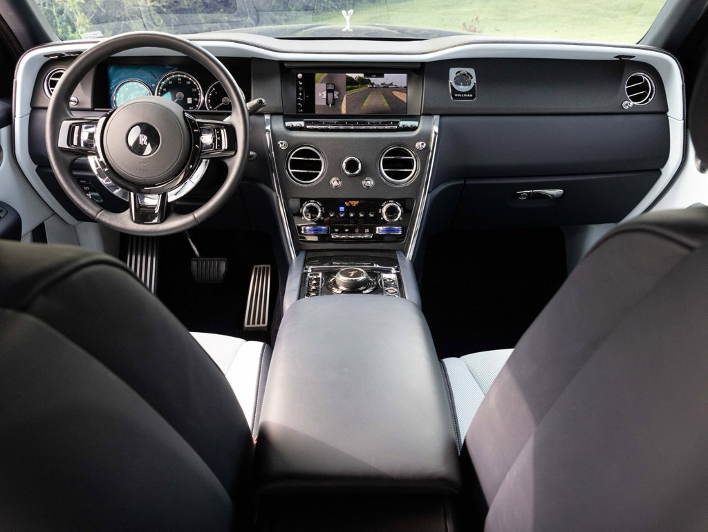 Used 2022 Rolls-Royce Cullinan w/ Cullinan Package AWD/4WD image 52