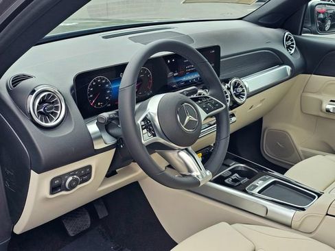 New 2026 Mercedes-Benz GLB 250 4MATIC image 14