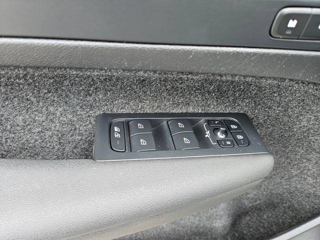 Certified 2023 Volvo C40 P8 Recharge Plus w/ Climate Package AWD/4WD image 22