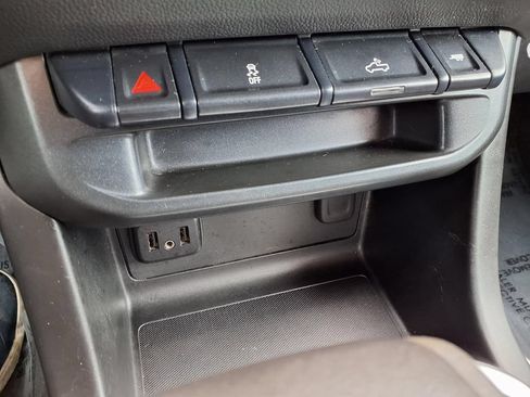 Used 2020 Chevrolet Colorado LT AWD/4WD image 15