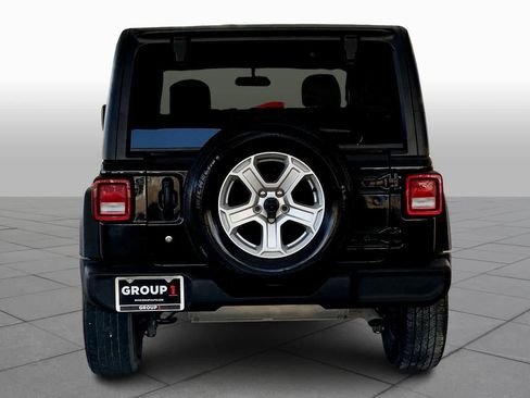 Used 2020 Jeep Wrangler Sport image 7