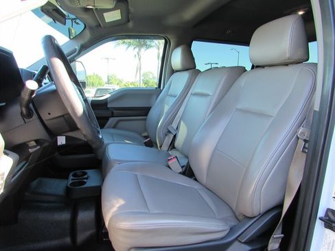 Used 2017 Ford F250 XL w/ STX Appearance Package AWD/4WD image 11