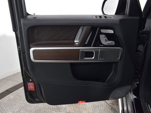 Certified 2019 Mercedes-Benz G 63 AMG 4MATIC image 10