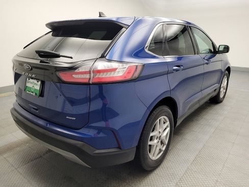 Used 2023 Ford Edge SEL image 9