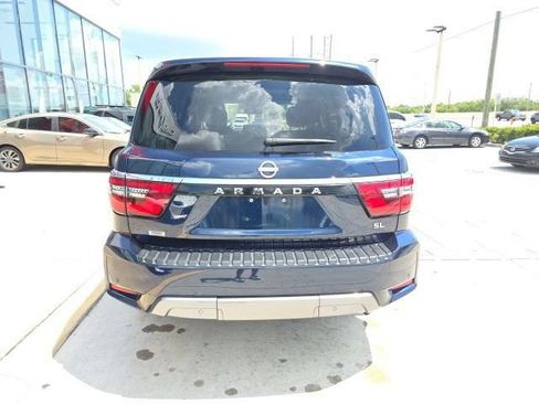 Used 2021 Nissan Armada SL w/ Captain's Chairs Package RWD image 6