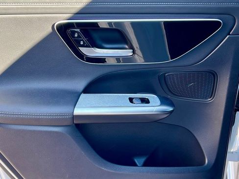 Certified 2024 Mercedes-Benz GLC 300 4MATIC image 31