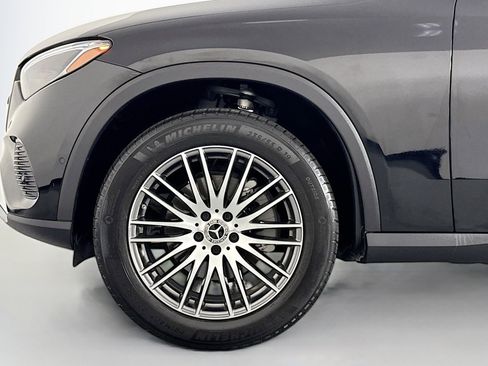 Certified 2026 Mercedes-Benz GLC 300 image 11