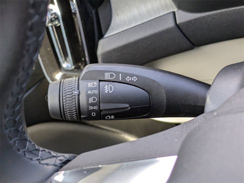 New 2026 Volvo XC40 B5 Plus w/ Protection Package Premier image 37