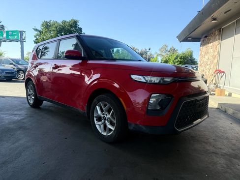 Used 2020 Kia Soul S image 4