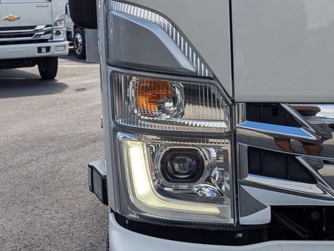 New 2025 Chevrolet Low Cab Forward image 10