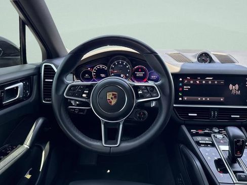 Used 2022 Porsche Cayenne Coupe AWD/4WD image 27