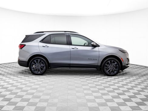 Used 2024 Chevrolet Equinox RS image 6