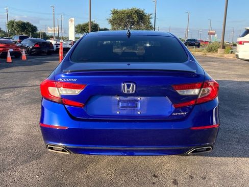 Used 2022 Honda Accord Sport image 5