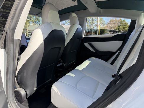 Used 2020 Tesla Model 3 Long Range image 30