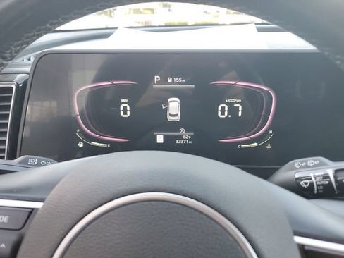 Certified 2023 Kia Sportage EX FWD image 25