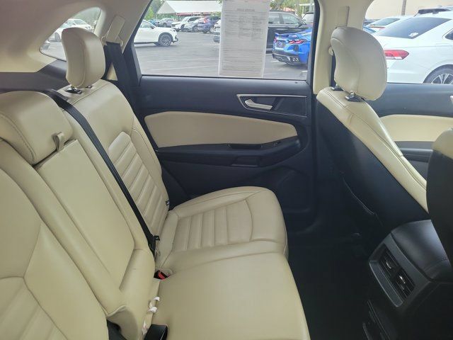 Used 2017 Ford Edge SEL w/ Equipment Group 201A FWD image 4