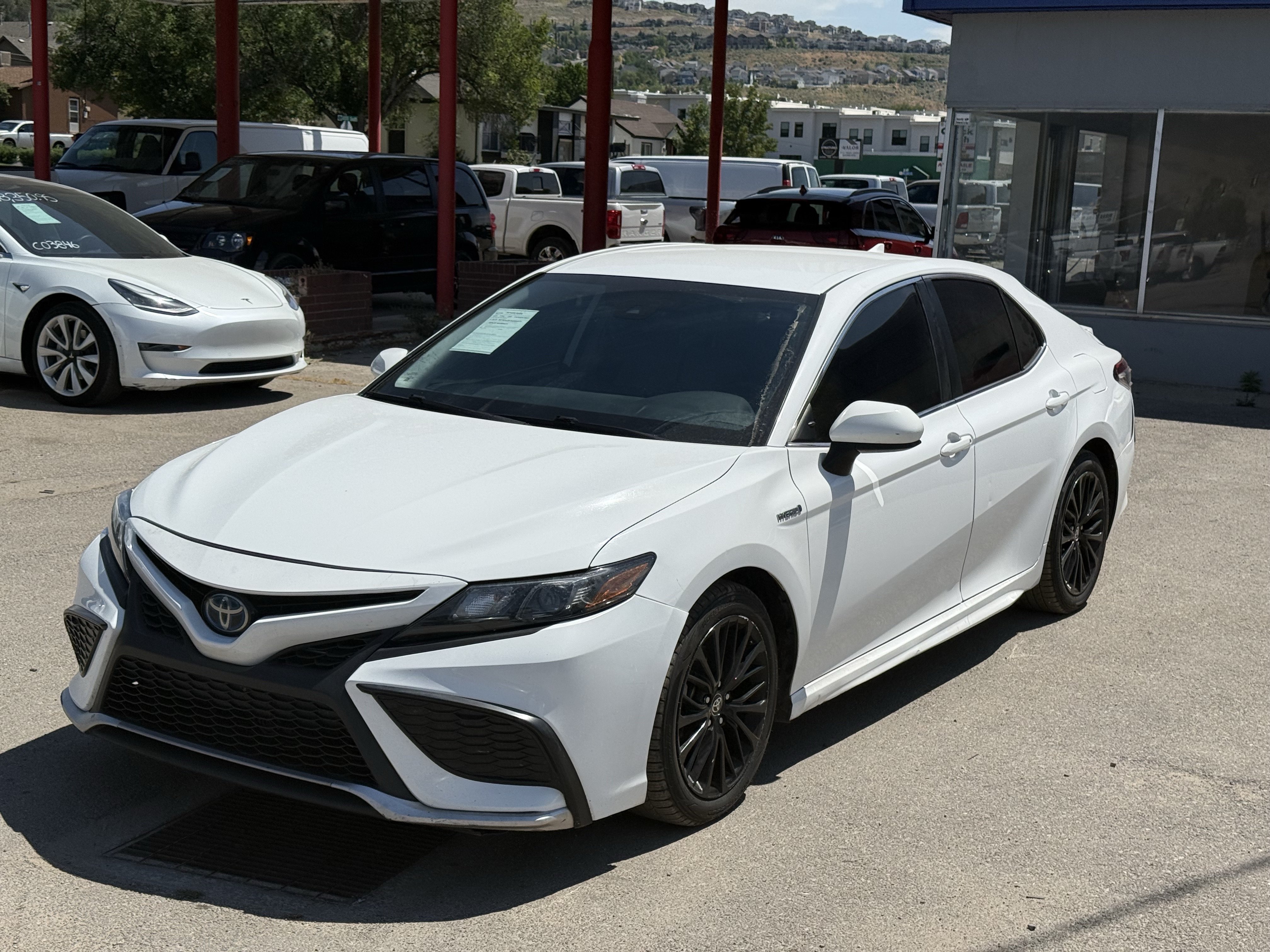 Used 2021 Toyota Camry SE FWD image 8