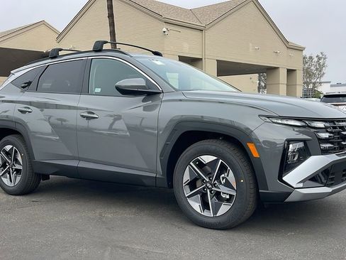New 2026 Hyundai Tucson SEL image 1