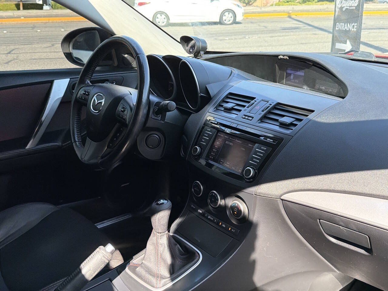 Used 2013 MAZDA MAZDA3 Touring w/ Mazdaspeed Tech Pkg FWD image 18