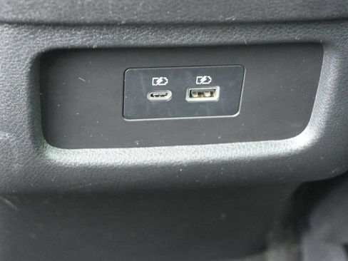 Used 2024 Nissan Pathfinder SL w/ SL Premium Package FWD image 19
