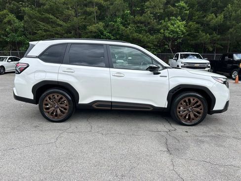 Used 2025 Subaru Forester Sport AWD/4WD image 8