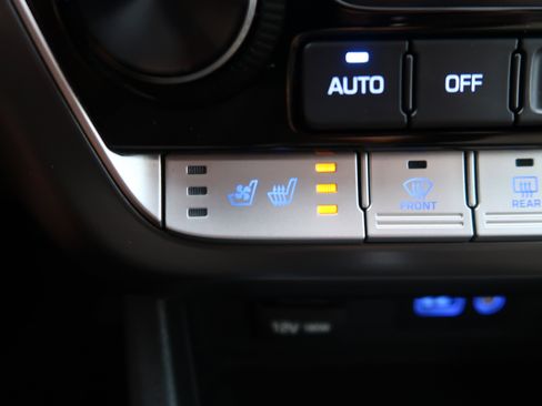 Used 2018 Hyundai Sonata Limited image 20