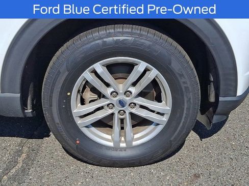 Used 2020 Ford Explorer XLT w/ Equipment Group 202A AWD/4WD image 11
