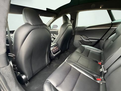 Used 2022 Tesla Model S AWD/4WD image 27