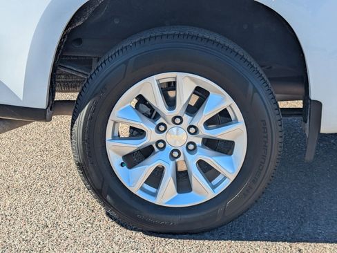 Used 2023 Chevrolet Silverado 1500 LTZ image 10