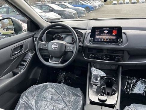 Certified 2025 Nissan Rogue S AWD/4WD image 22